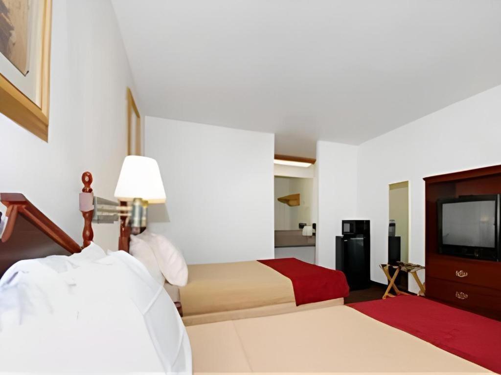 Best Western Johnson City Inn Exteriör bild